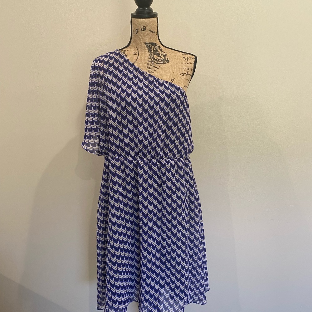 16 Lane Bryant One-Shoulder Dress